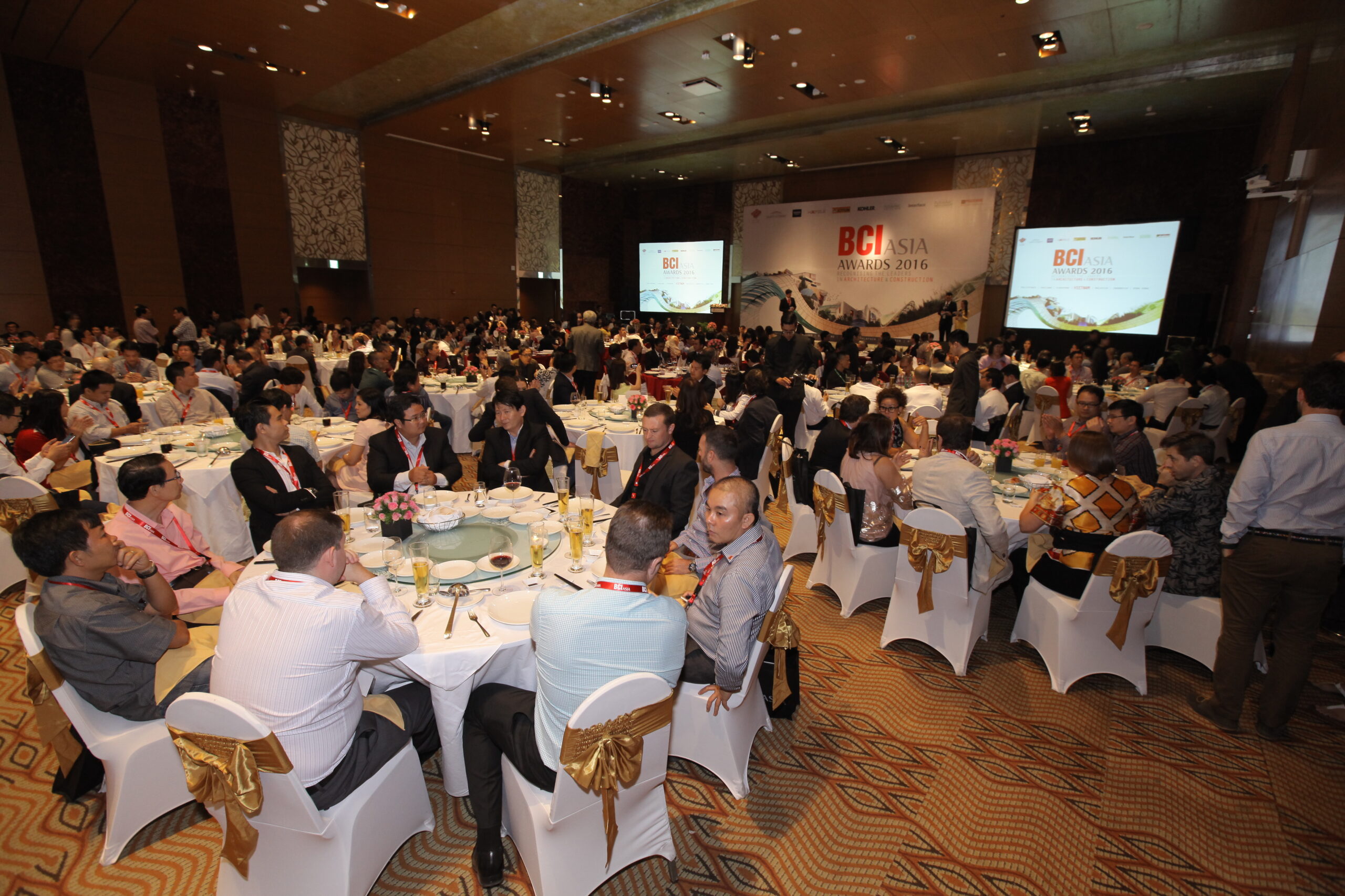 Khang Nam Engineering tại lễ trao giải BCI Asia Award 2016